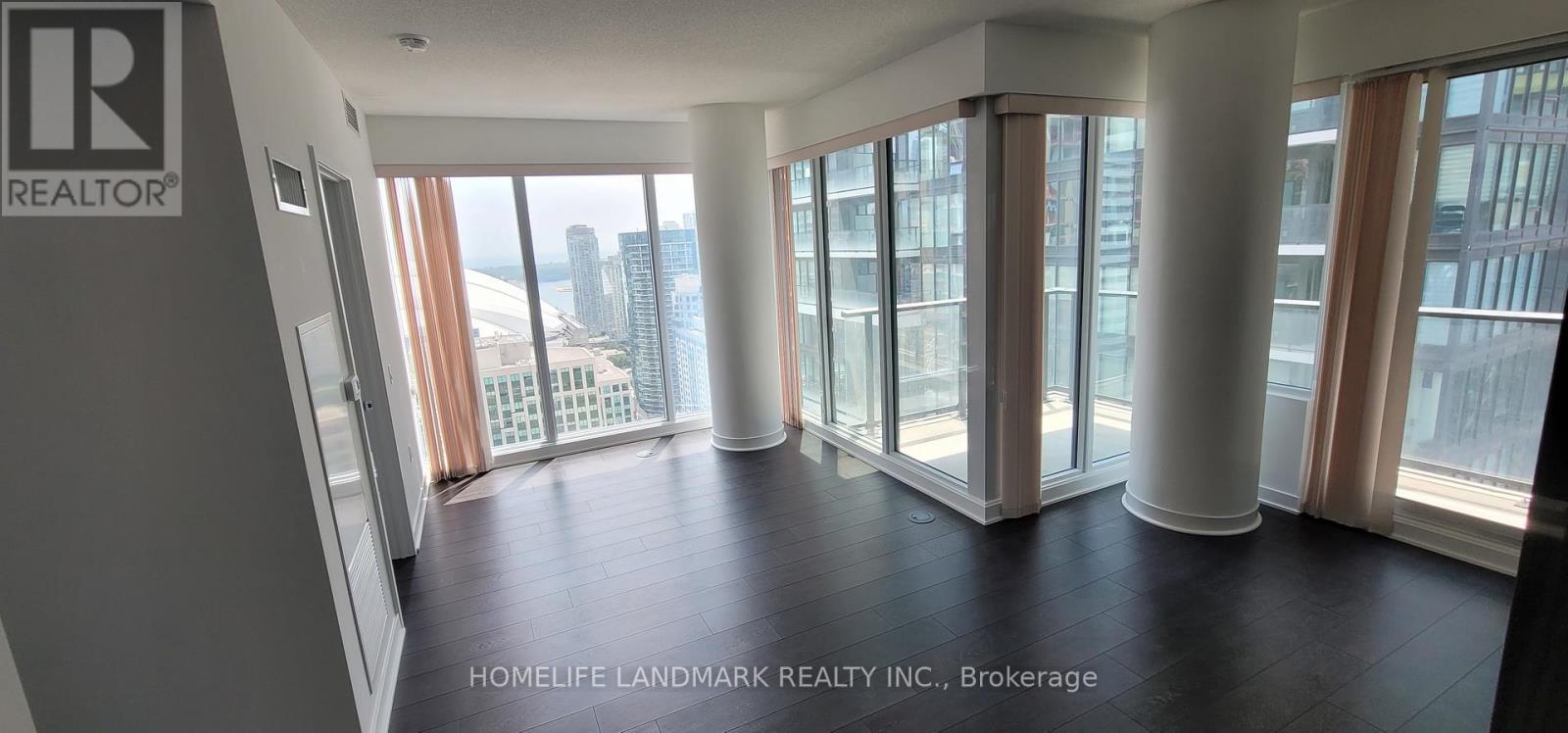 3202 - 125 BLUE JAYS WAY, Toronto, Ontario