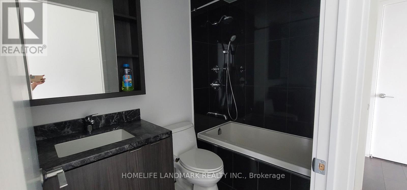 3202 - 125 Blue Jays Way, Toronto, Ontario  M5V 0C4 - Photo 14 - C13137810