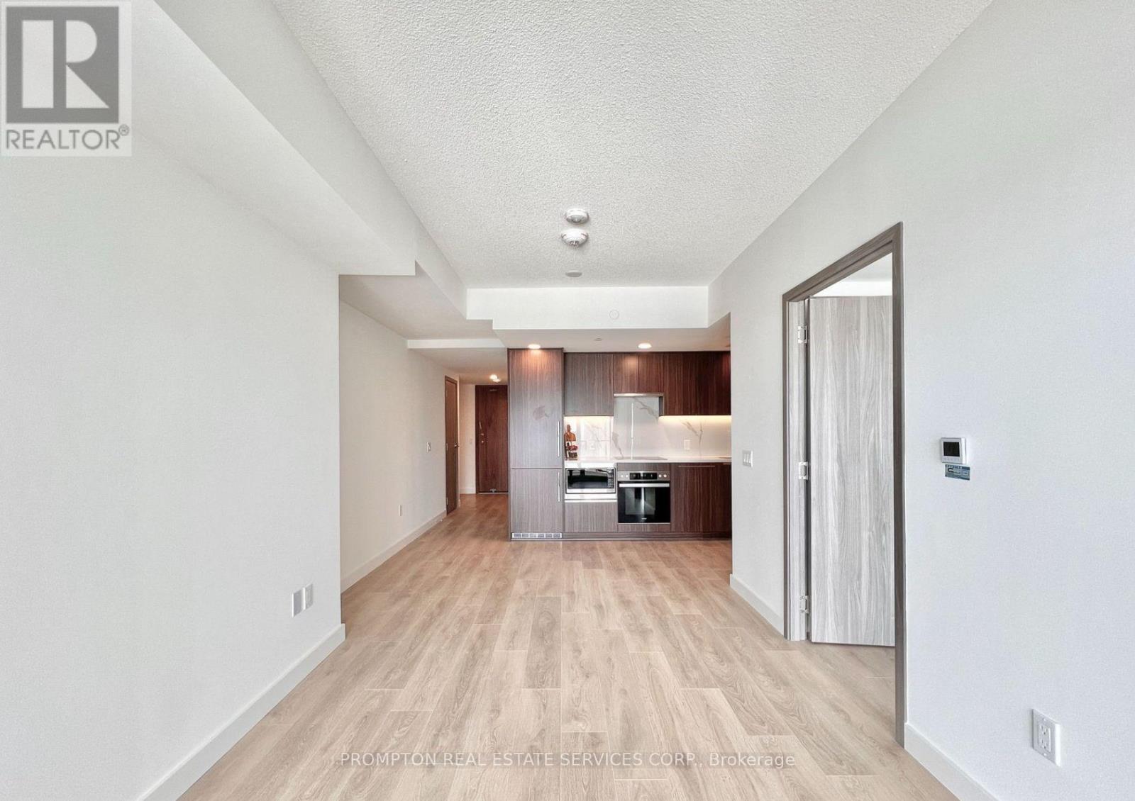 2808 - 3 Concord Cityplace Way, Toronto, Ontario  M5V 0X4 - Photo 3 - C13137822