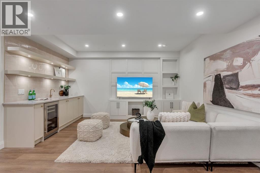 Unit 1, 2032 Bowness Road NW, Calgary, Alberta  T2N 3K8 - Photo 44 - A2296806
