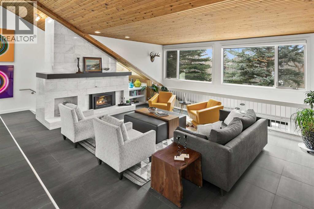 10, 2200 Varsity Estates Drive NW, Calgary, Alberta  T3B 4Z8 - Photo 2 - A2299633