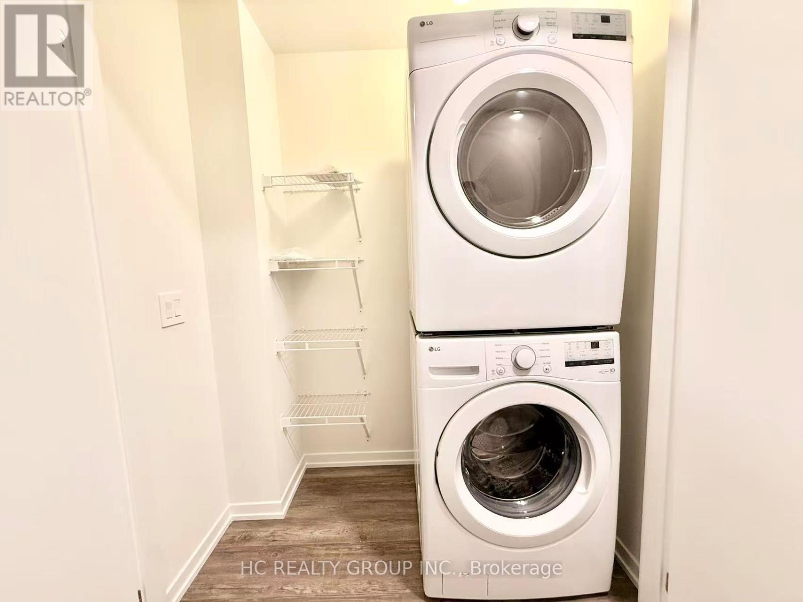 19 Helmkay Avenue, Richmond Hill, Ontario  L4E 3R4 - Photo 11 - N13137806