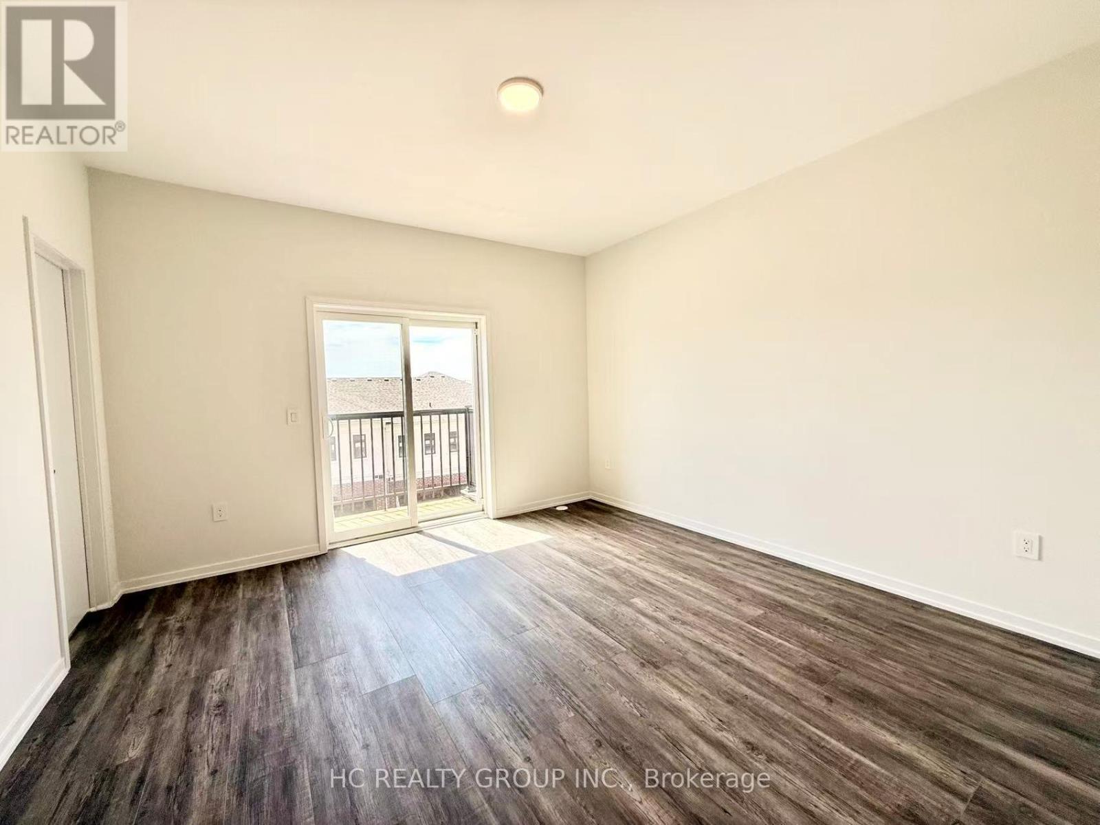 19 Helmkay Avenue, Richmond Hill, Ontario  L4E 3R4 - Photo 12 - N13137806