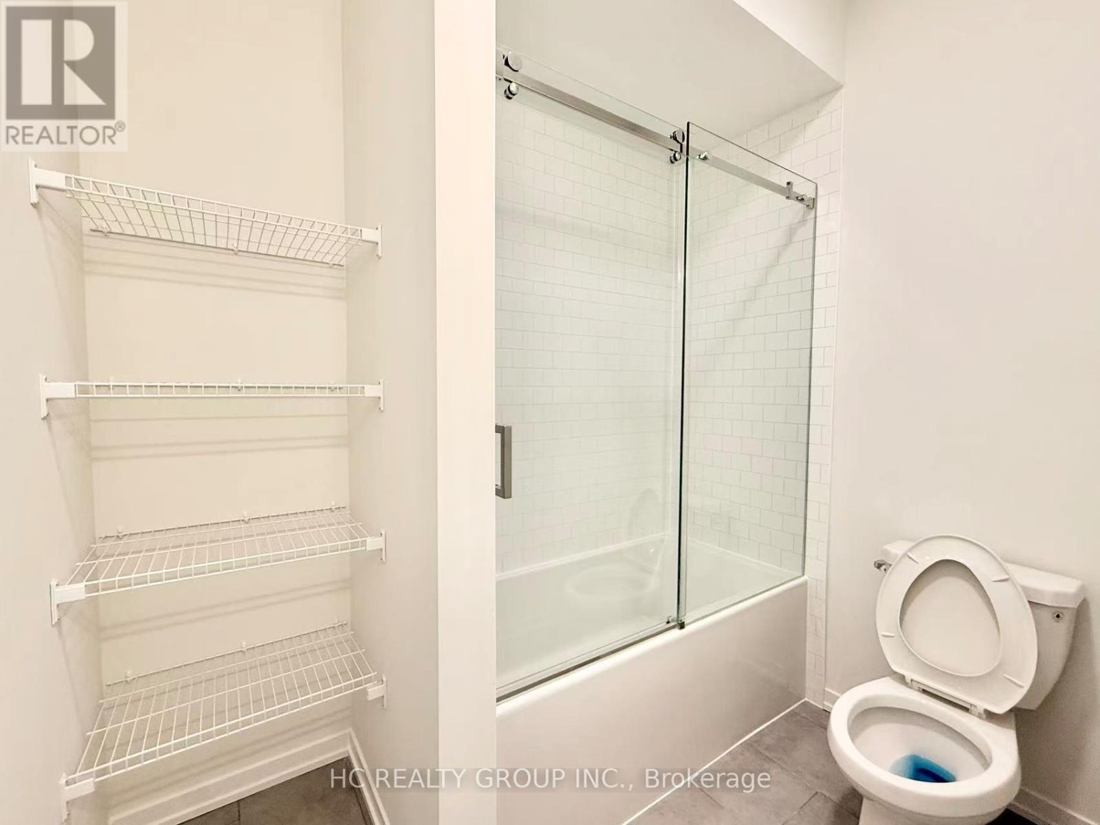19 Helmkay Avenue, Richmond Hill, Ontario  L4E 3R4 - Photo 16 - N13137806