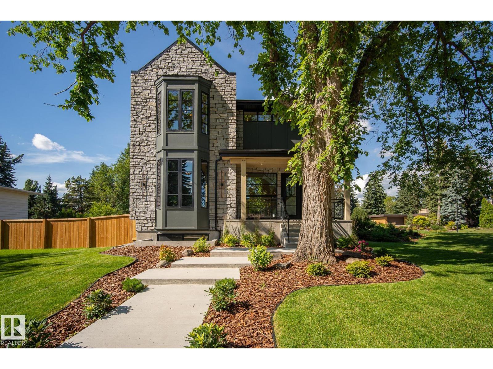 13804 85 Av Nw, Edmonton, Alberta  T5R 3Y7 - Photo 3 - E4488230