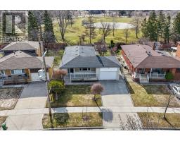 297 DRIFTWOOD AVENUE, Toronto, Ontario