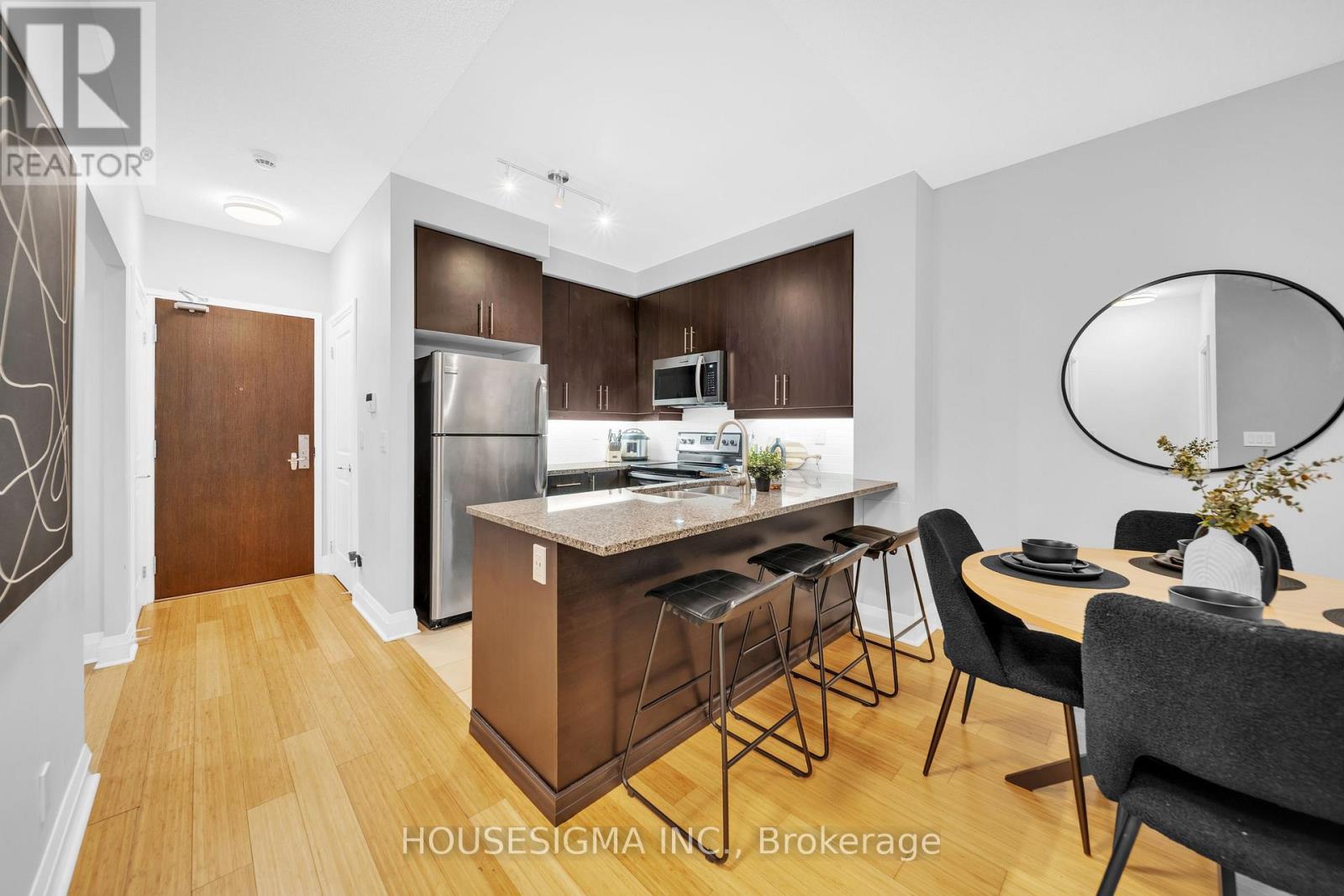 208 - 1185 The Queensway Avenue, Toronto (Islington-City Centre West), Ontario  M8Z 0C6 - Photo 11 - W13137816