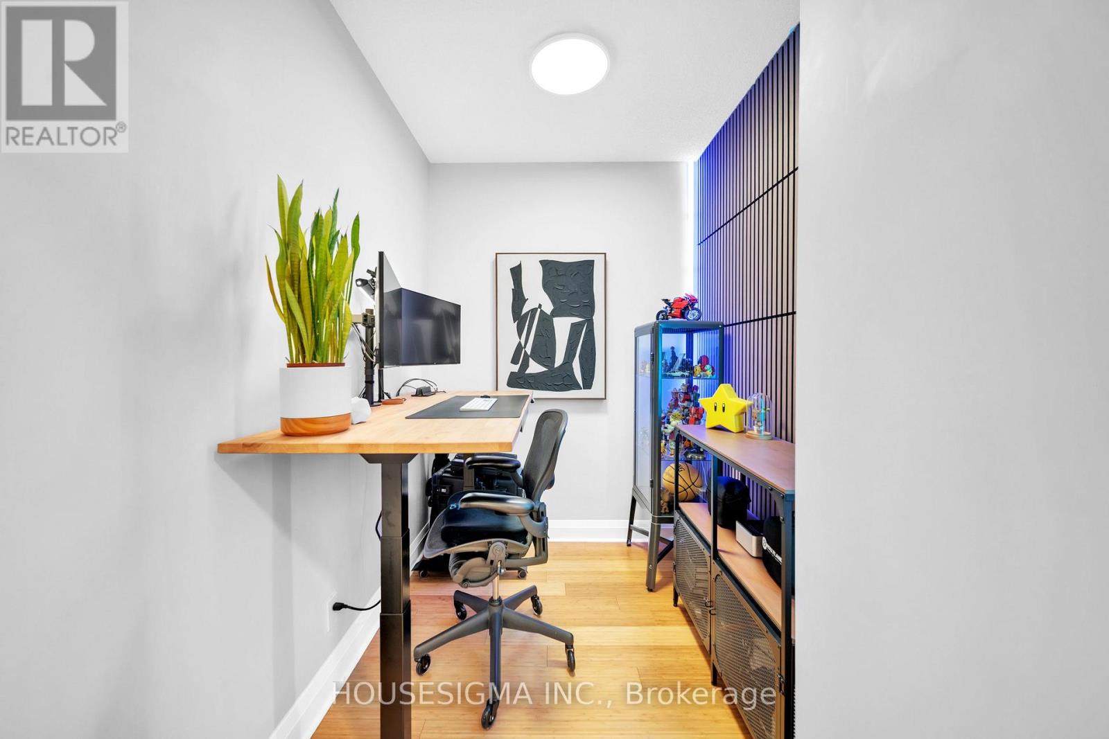 208 - 1185 The Queensway Avenue, Toronto (Islington-City Centre West), Ontario  M8Z 0C6 - Photo 18 - W13137816
