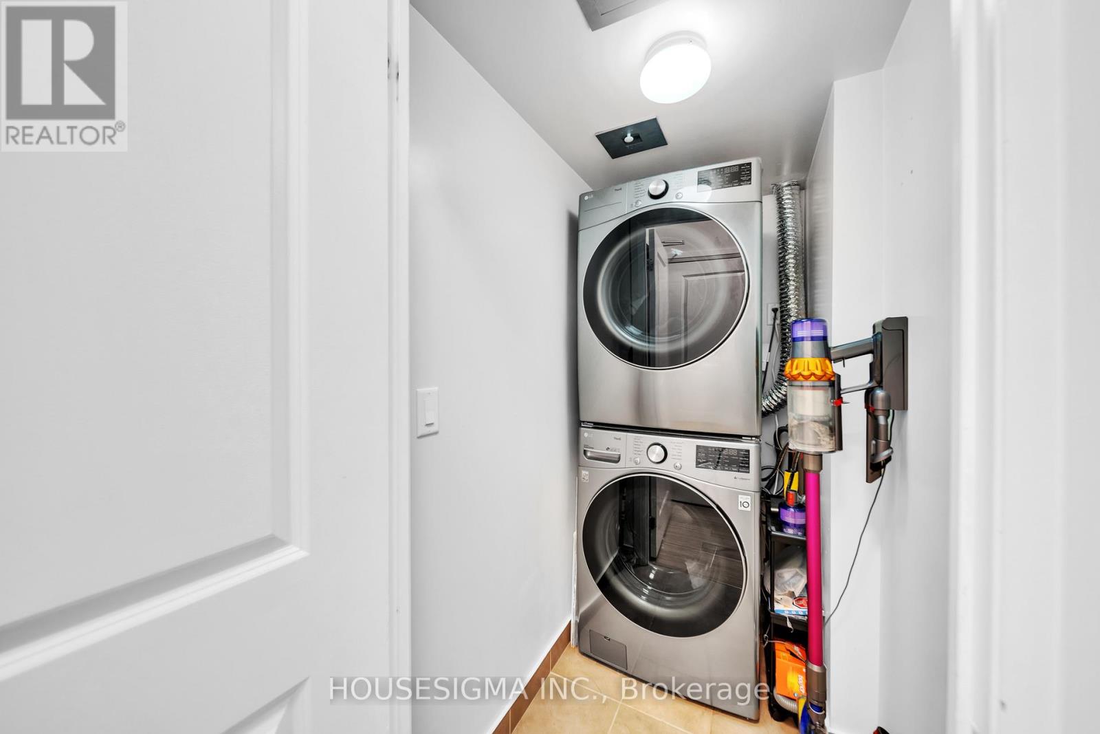 208 - 1185 The Queensway Avenue, Toronto (Islington-City Centre West), Ontario  M8Z 0C6 - Photo 26 - W13137816