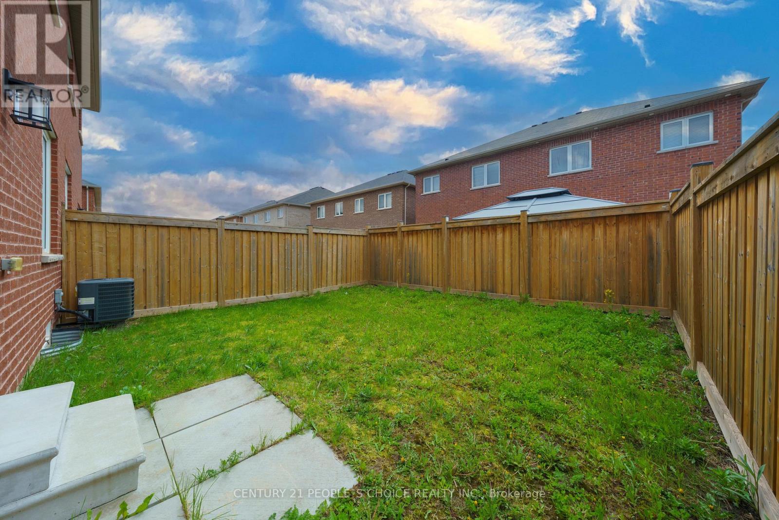 636 Mockridge Terrace, Milton, Ontario  L9T 8W1 - Photo 4 - W13137820