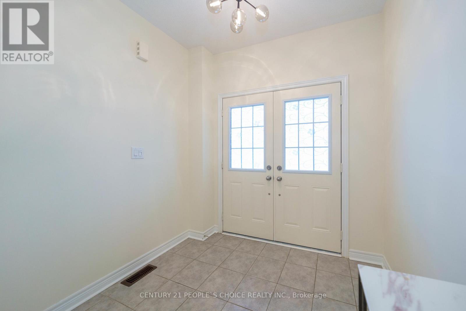 636 Mockridge Terrace, Milton, Ontario  L9T 8W1 - Photo 7 - W13137820