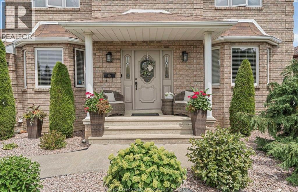 12314 Funaro Crescent, Tecumseh, Ontario  N9K 1B2 - Photo 2 - 26010435