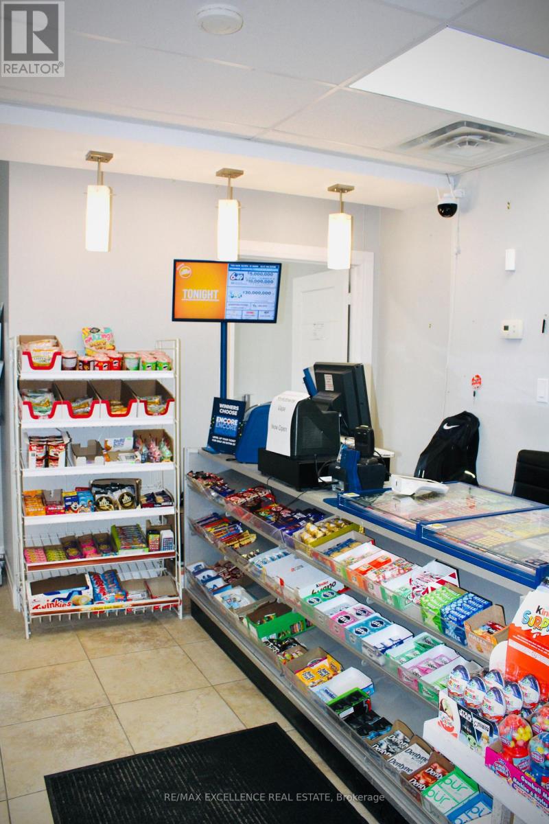 4119 Bathurst Street, Toronto, Ontario  M3H 3P4 - Photo 11 - C12887880