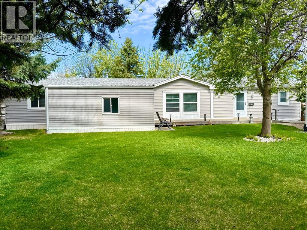 3322 29 Street S, Lethbridge, Alberta  T1K 7K2 - Photo 3 - A2310634