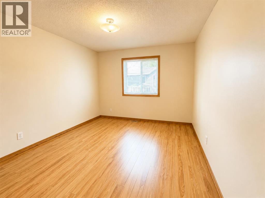 3322 29 Street S, Lethbridge, Alberta  T1K 7K2 - Photo 14 - A2310634