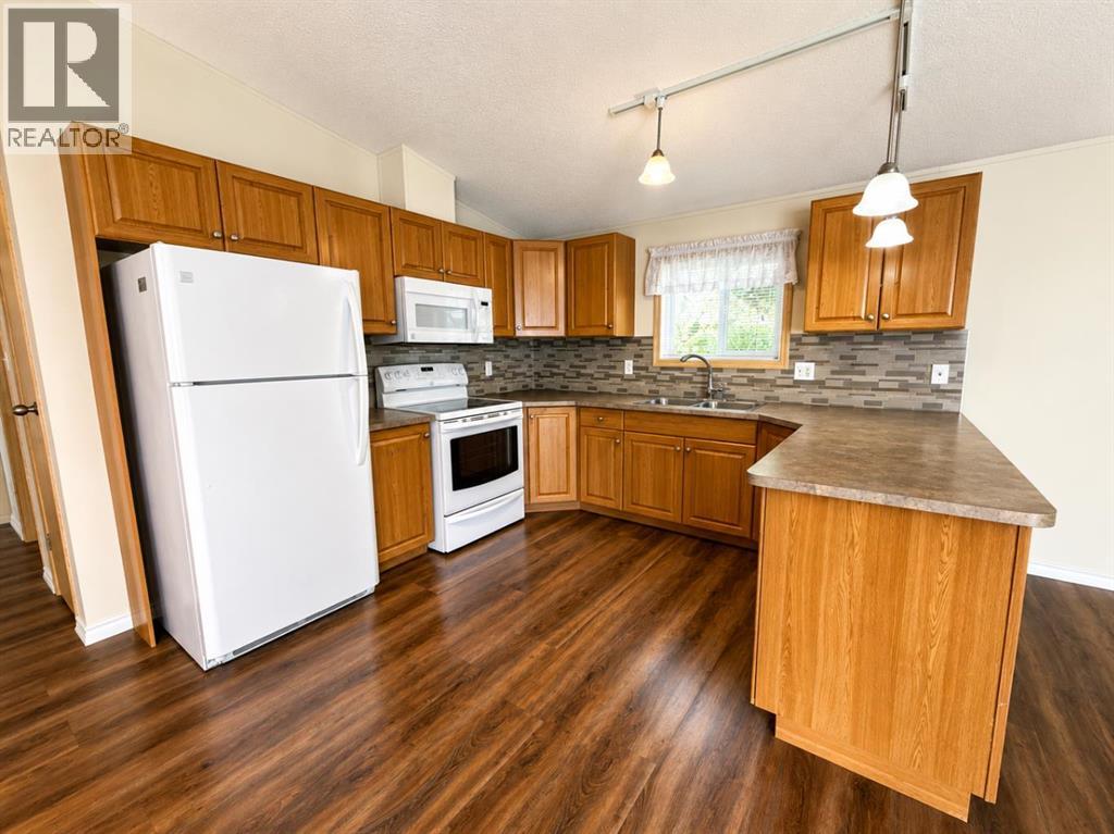 3322 29 Street S, Lethbridge, Alberta  T1K 7K2 - Photo 9 - A2310634