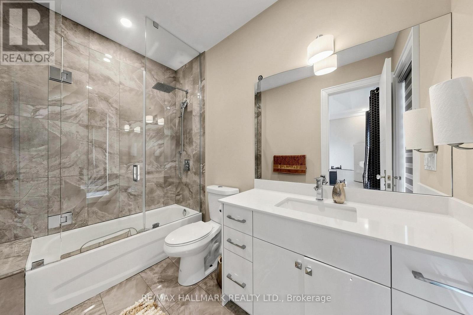 901 Wingarden Crescent, Pickering, Ontario  L1V 7C5 - Photo 32 - E13067034