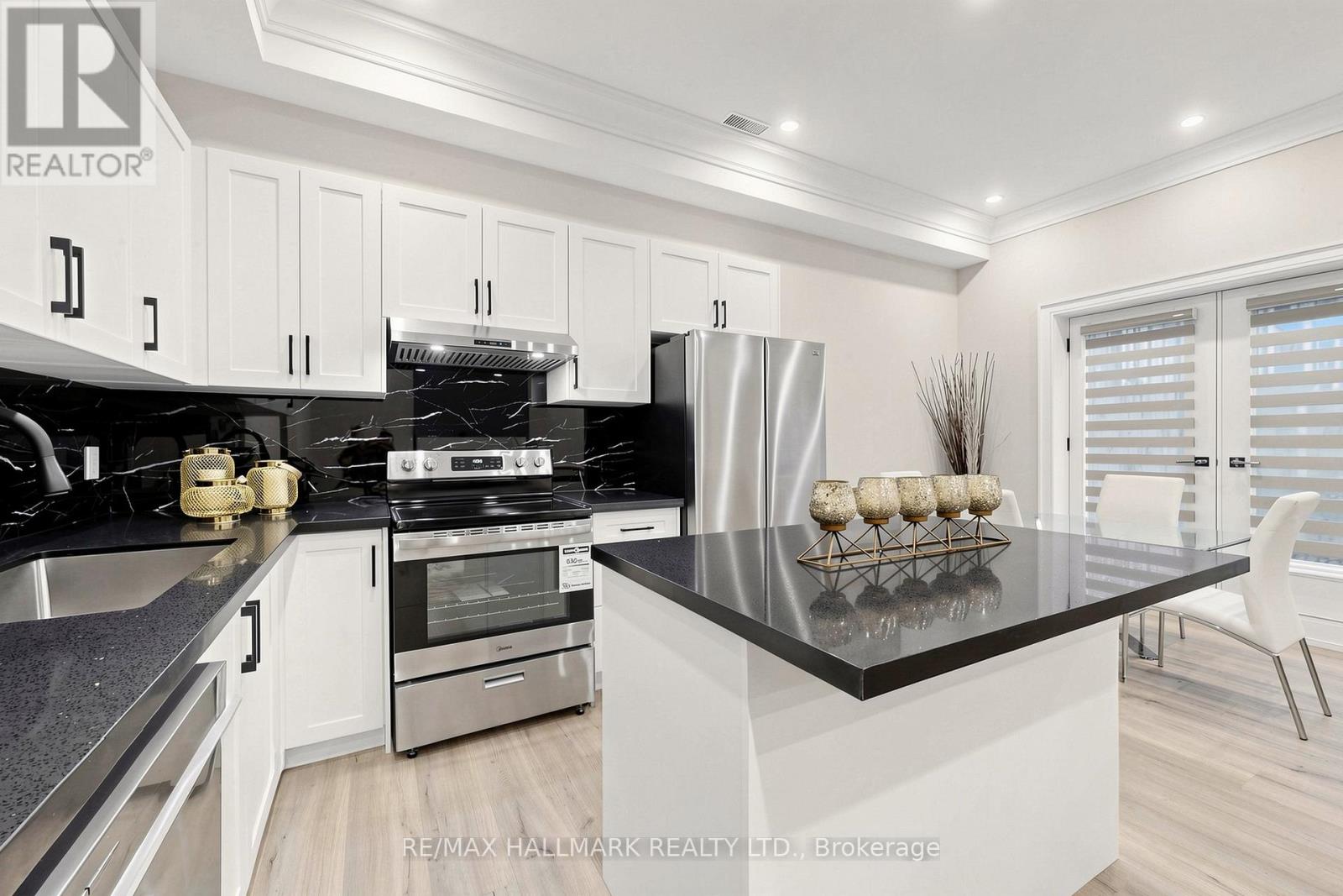 901 Wingarden Crescent, Pickering, Ontario  L1V 7C5 - Photo 41 - E13067034