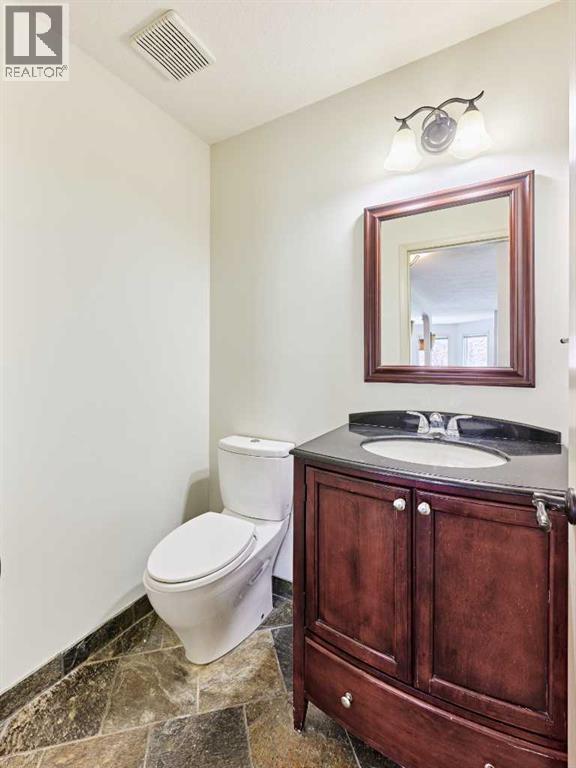 243 Hampshire Close NW, Calgary, Alberta  T3A 4X9 - Photo 24 - A2308341