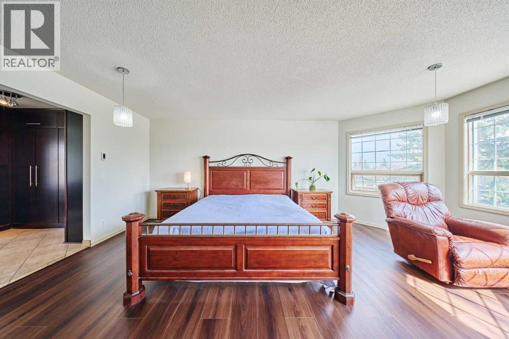 243 Hampshire Close NW, Calgary, Alberta  T3A 4X9 - Photo 27 - A2308341