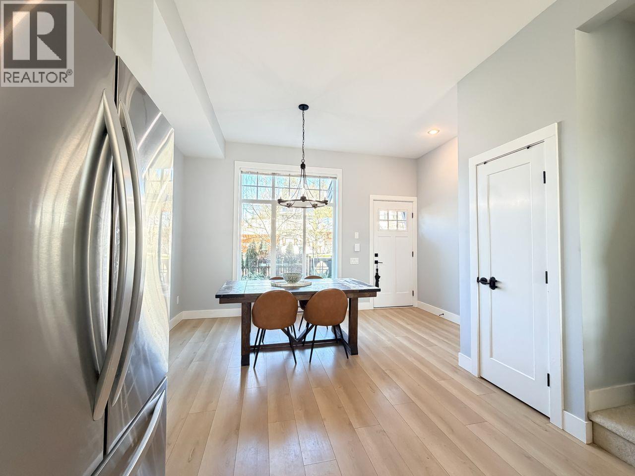 43 3552 Victoria Drive, Coquitlam, British Columbia  V3C 3V4 - Photo 4 - R3098577