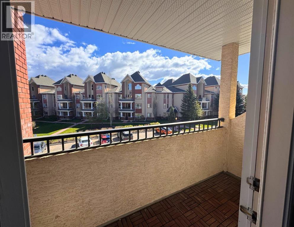 39 Sierra Morena Landing SW, Calgary, Alberta  T3H 4K3 - Photo 33 - A2295738