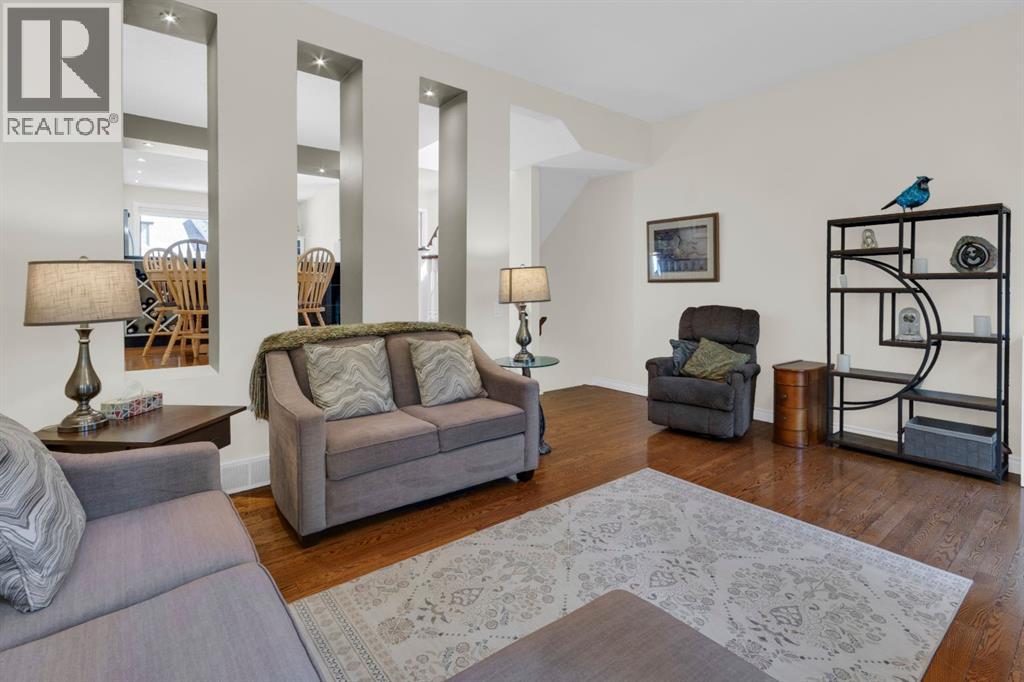 111 Point Drive NW, Calgary, Alberta  T3B 5C8 - Photo 12 - A2311599