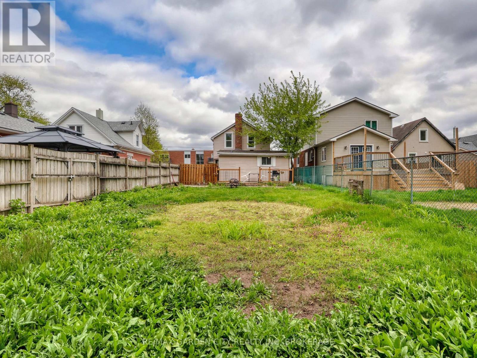 99 Page Street, St. Catharines (E. Chester), Ontario  L2R 4A8 - Photo 7 - X13137826