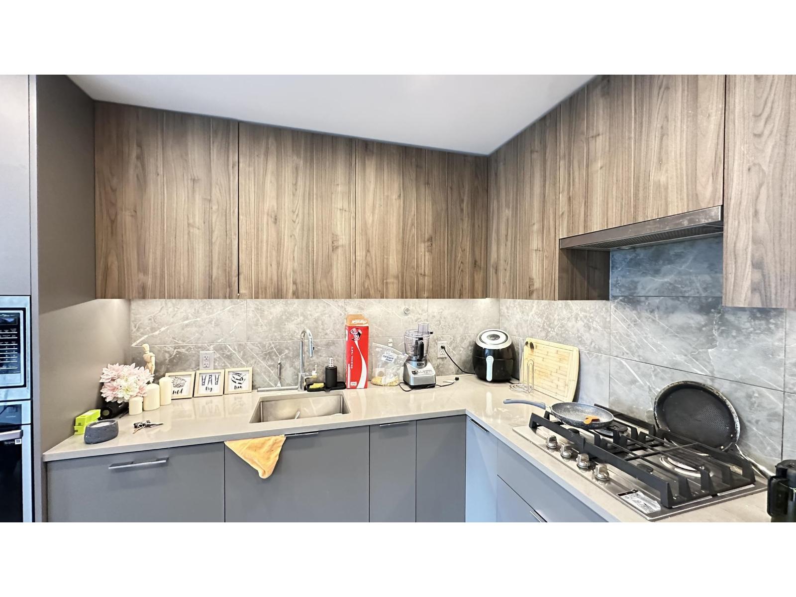 605 13359 Old Yale Road, Surrey, British Columbia  V3T 0S4 - Photo 6 - R3124362