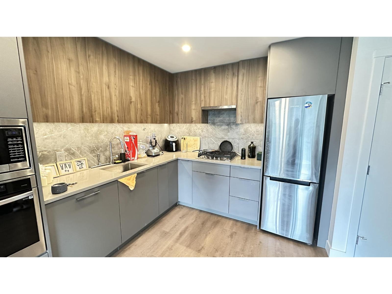 605 13359 Old Yale Road, Surrey, British Columbia  V3T 0S4 - Photo 5 - R3124362
