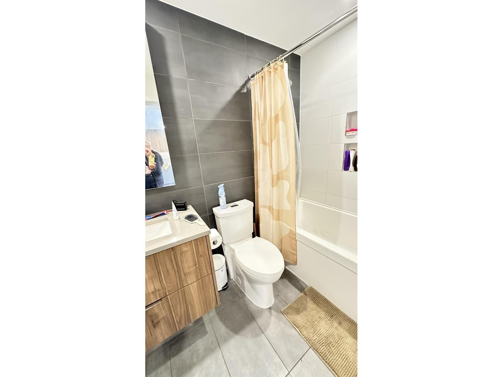 605 13359 Old Yale Road, Surrey, British Columbia  V3T 0S4 - Photo 14 - R3124362