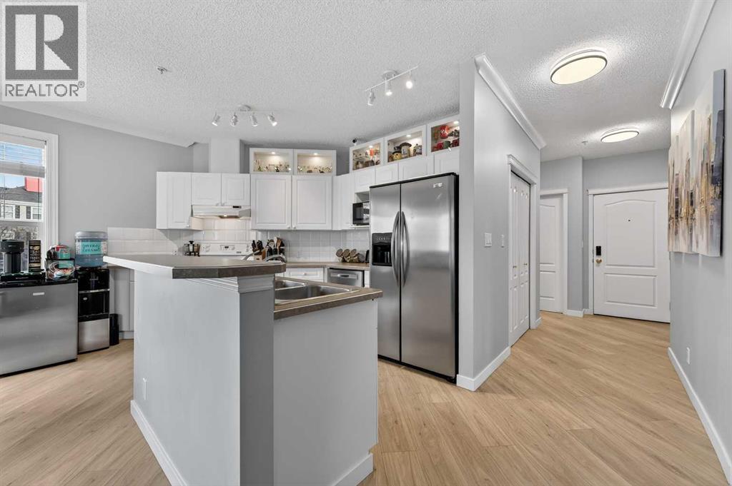 102, 78 Prestwick Gardens SE, Calgary, Alberta  T2Z 3V2 - Photo 5 - A2293135