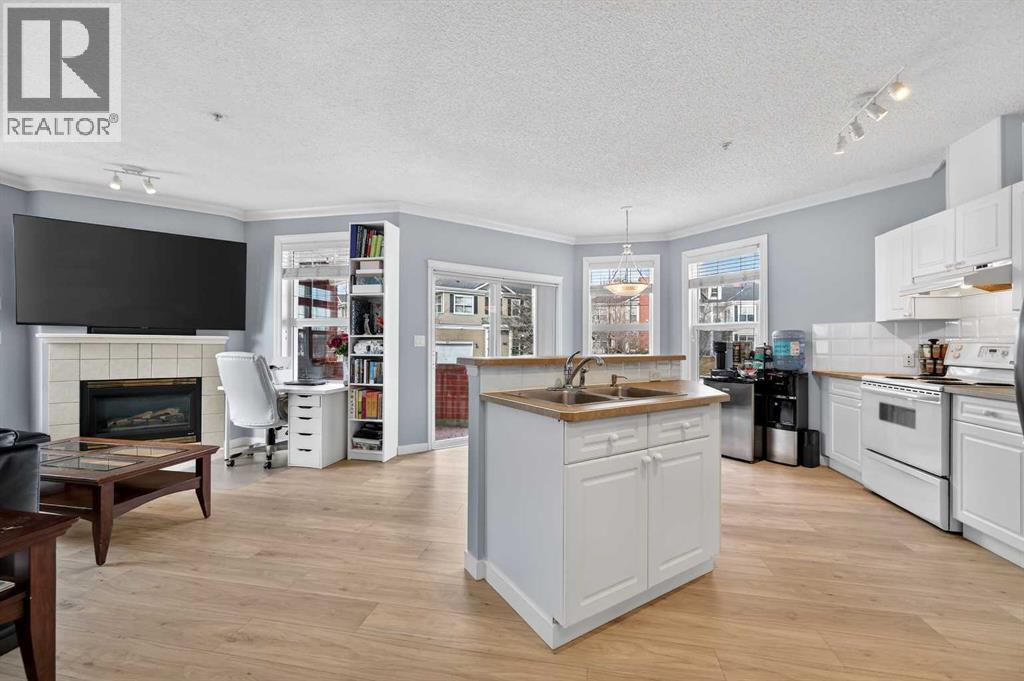 102, 78 Prestwick Gardens SE, Calgary, Alberta  T2Z 3V2 - Photo 3 - A2293135