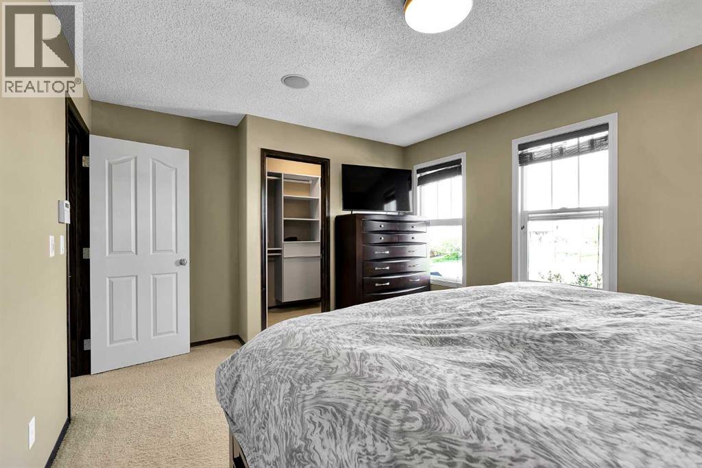 10 Autumn Green Se, Calgary, Alberta  T3M 0P2 - Photo 19 - A2311381