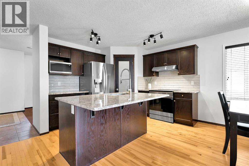 10 Autumn Green Se, Calgary, Alberta  T3M 0P2 - Photo 8 - A2311381