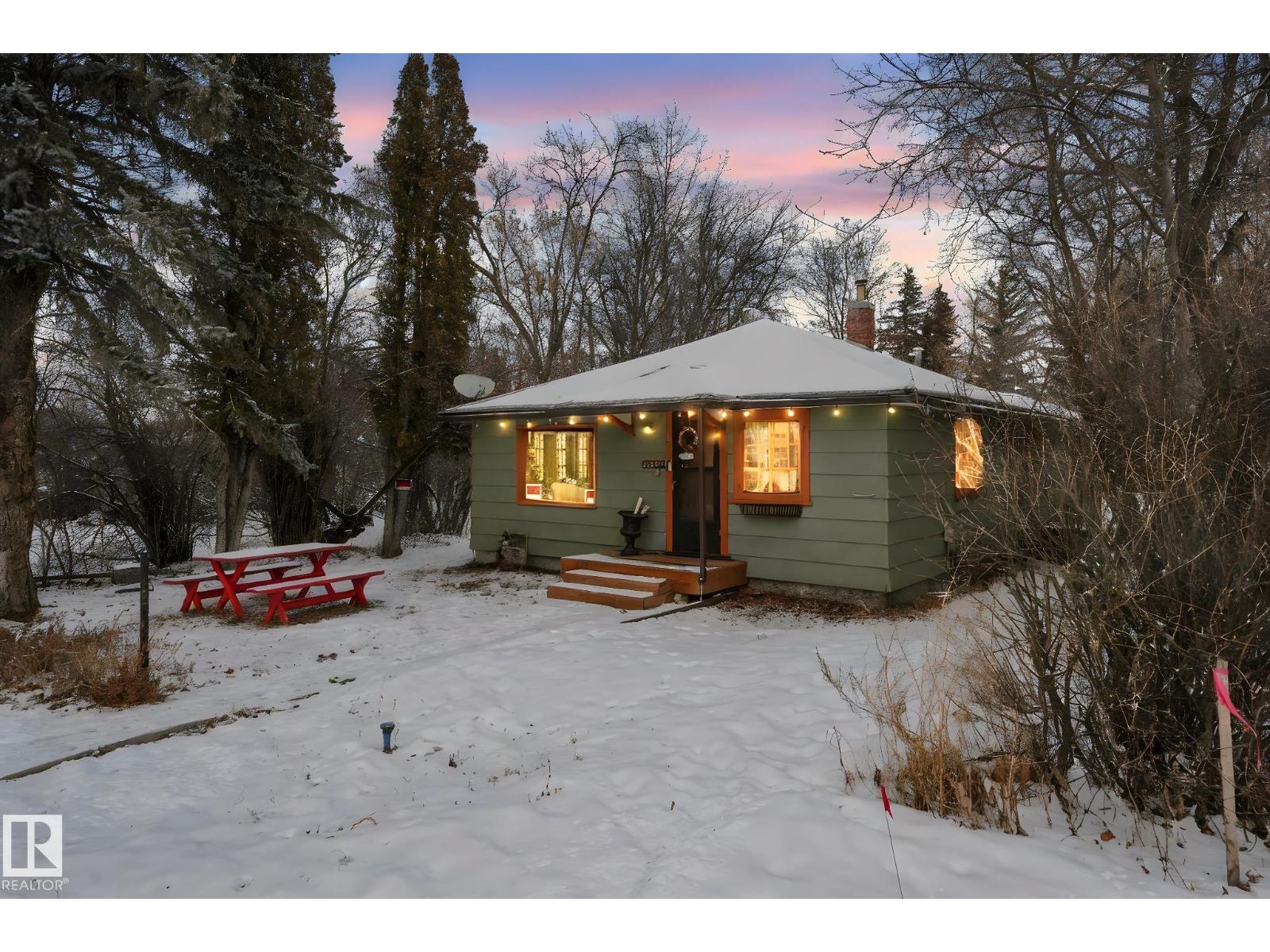 5043 48 St Nw, Sylvan Lake, Alberta  T4S 1C6 - Photo 2 - E4488238