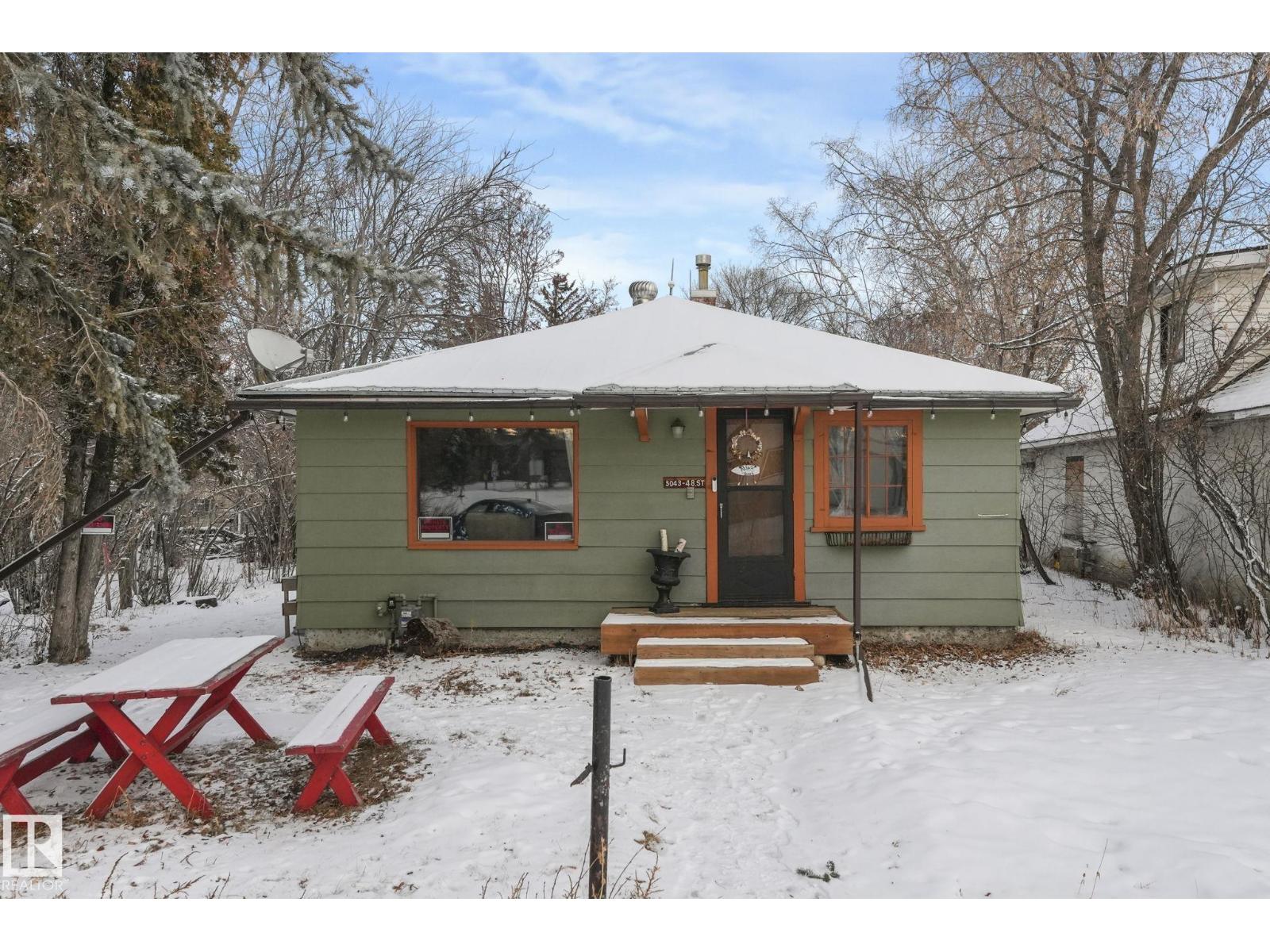 5043 48 St Nw, Sylvan Lake, Alberta  T4S 1C6 - Photo 4 - E4488238