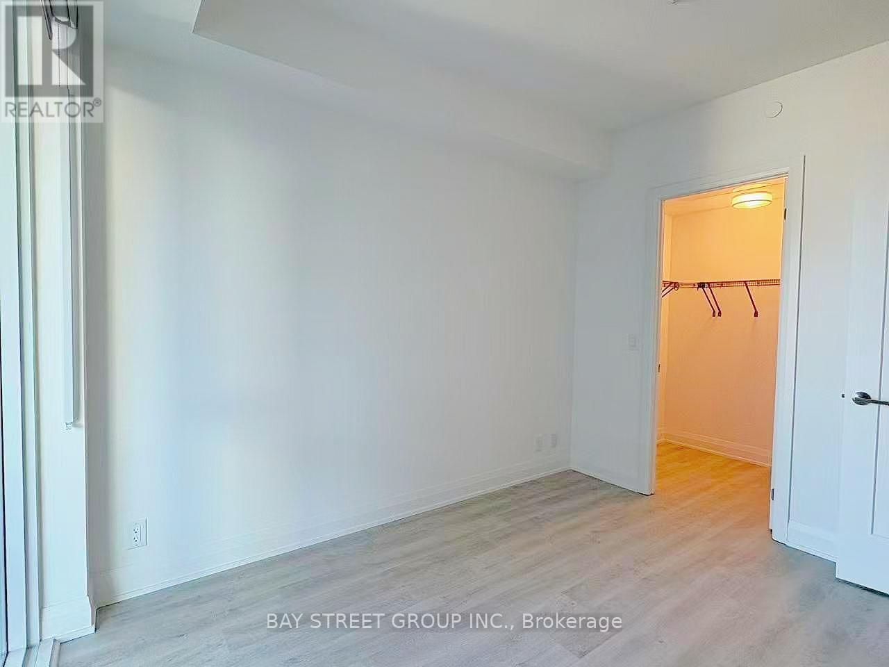 2502 - 65 Broadway Avenue, Toronto, Ontario  M4G 2S8 - Photo 12 - C13137844