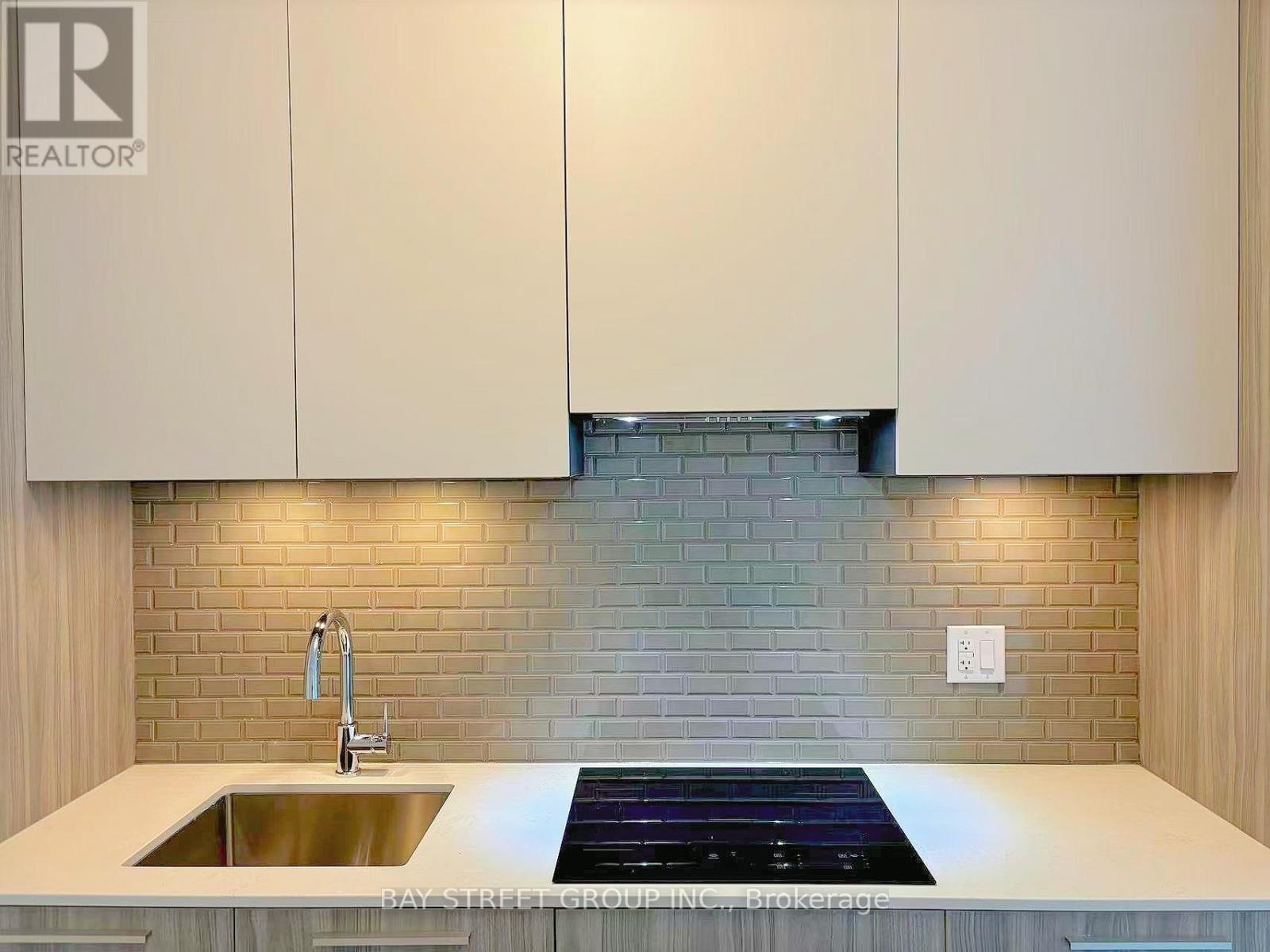 2502 - 65 Broadway Avenue, Toronto, Ontario  M4G 2S8 - Photo 5 - C13137844