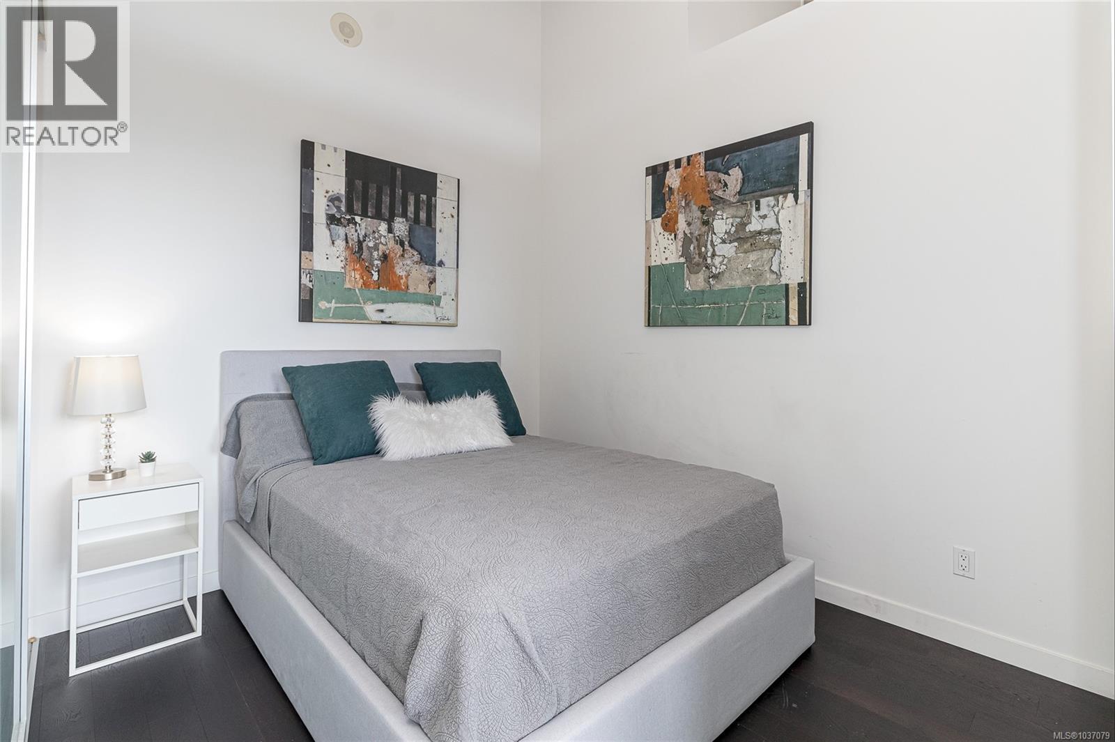 312 770 Fisgard St, Victoria, British Columbia  V8W 0B8 - Photo 10 - 1037079