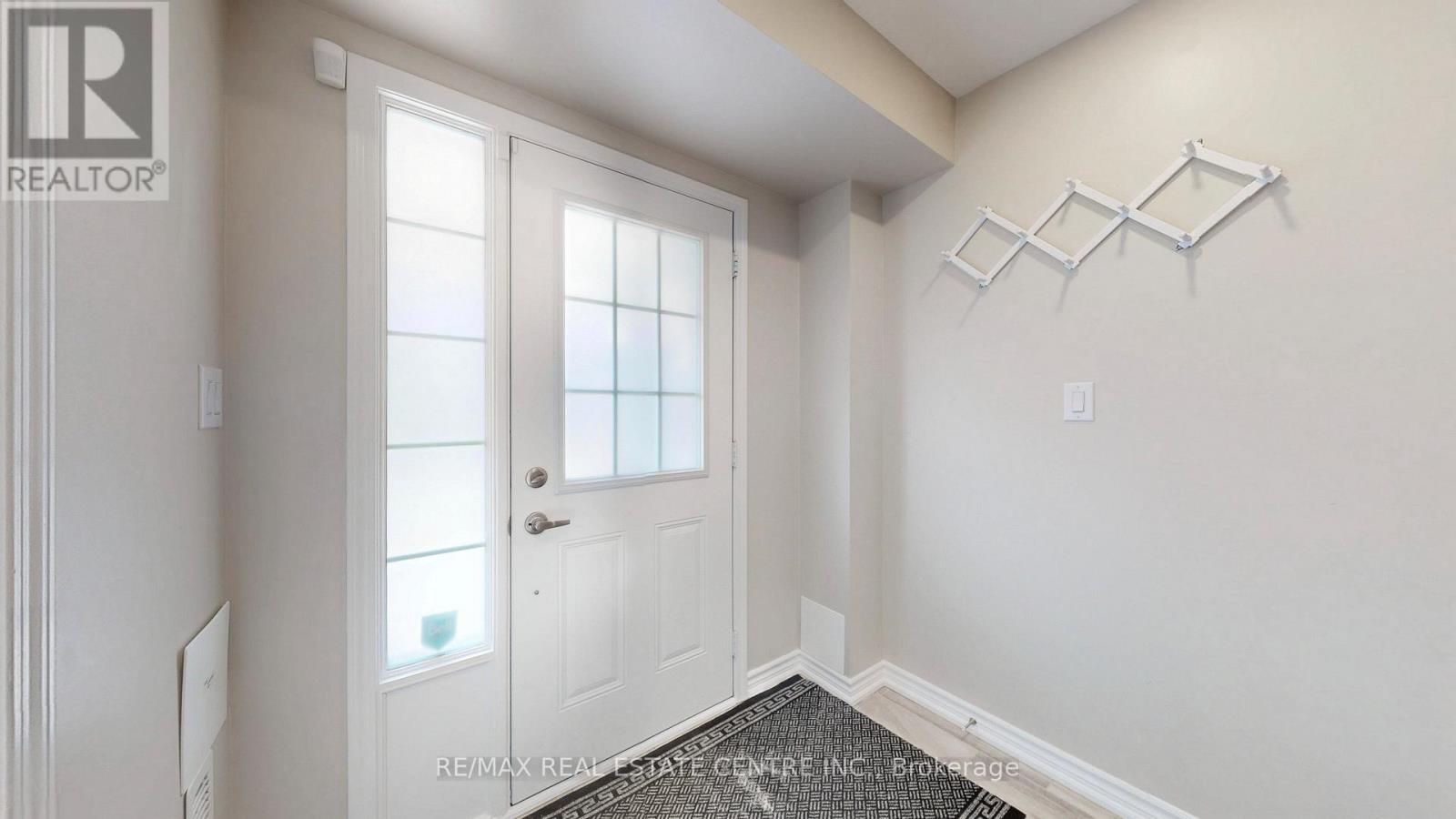 32 Bluegill Crescent, Whitby, Ontario  L1P 0E4 - Photo 36 - E13137800