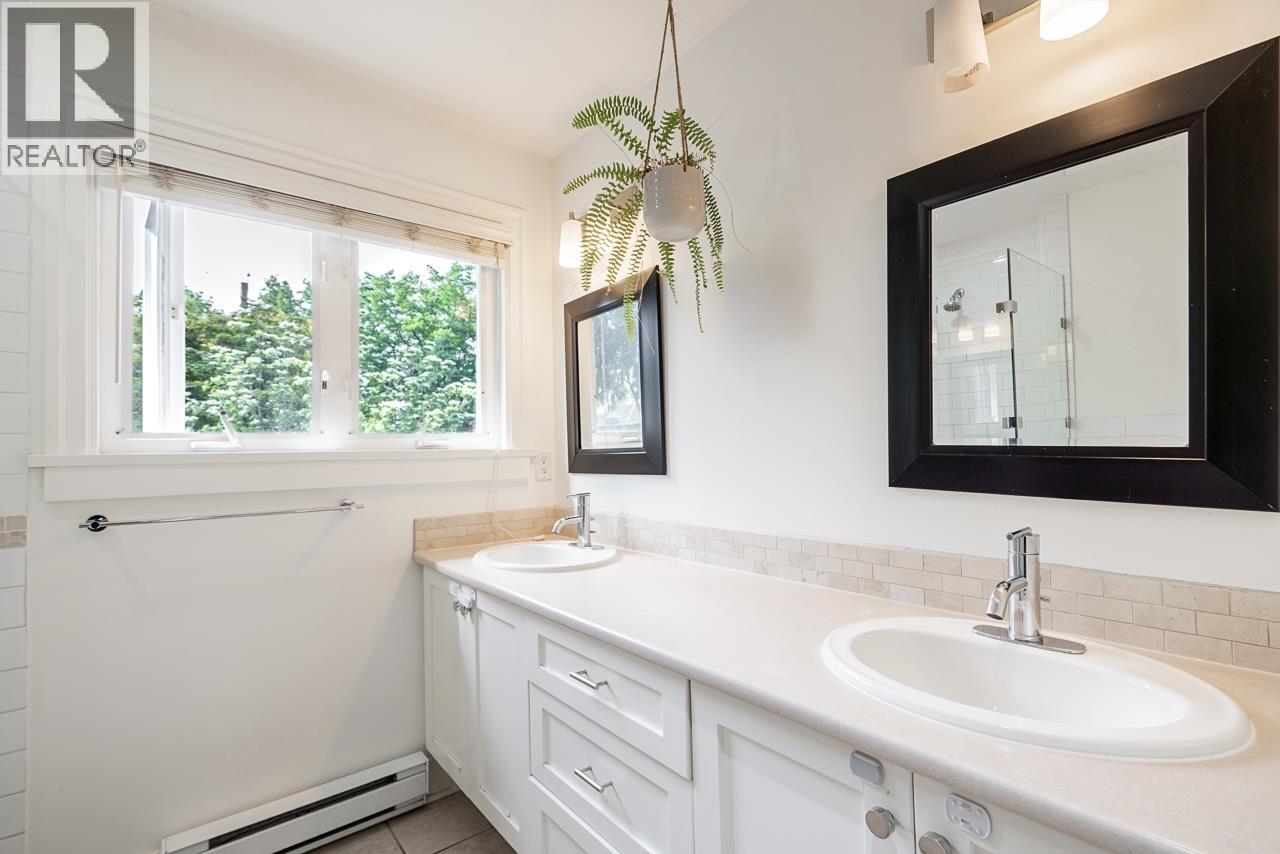 242 W 21st Avenue, Vancouver, British Columbia  V5Y 2E5 - Photo 17 - R3123930