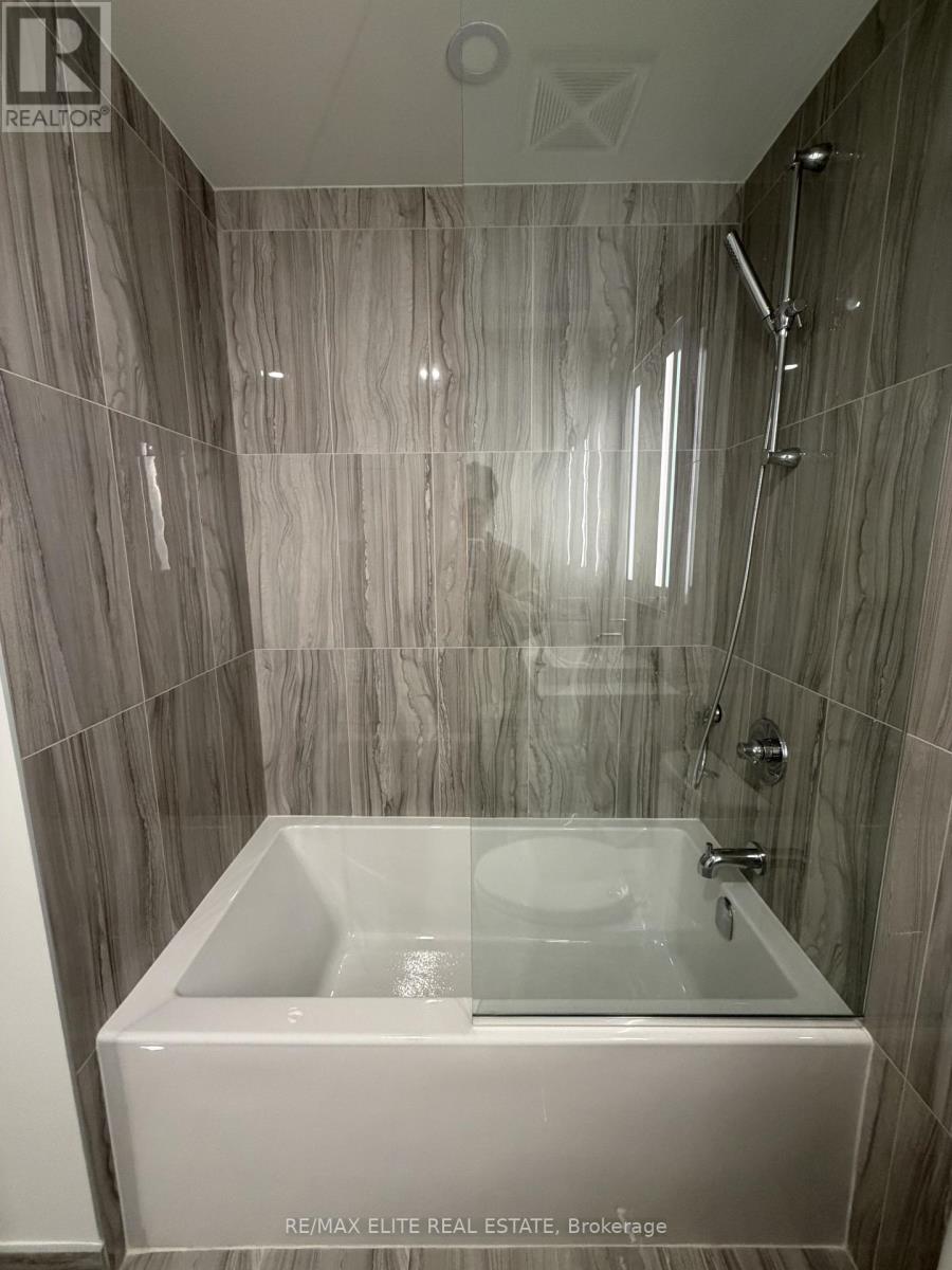 707 - 858 Dupont Street, Toronto, Ontario  M6G 0C1 - Photo 13 - W13137838