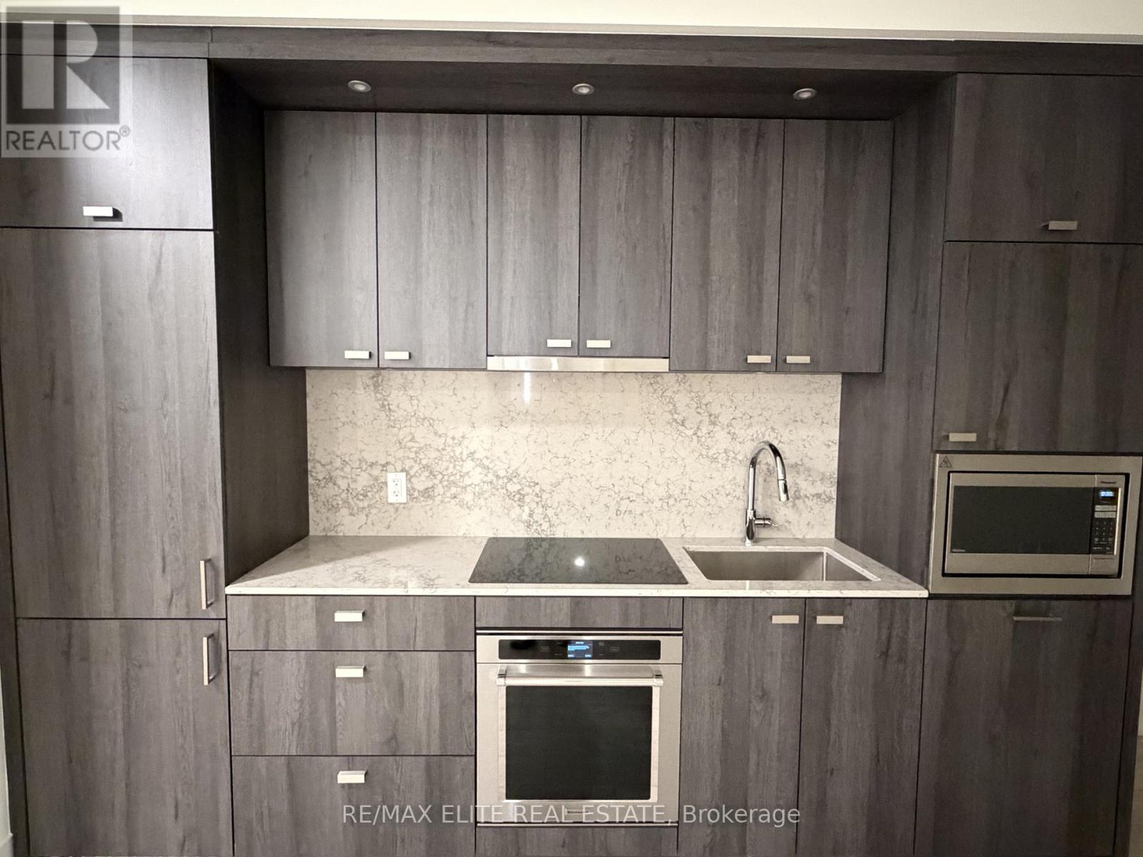707 - 858 Dupont Street, Toronto, Ontario  M6G 0C1 - Photo 3 - W13137838