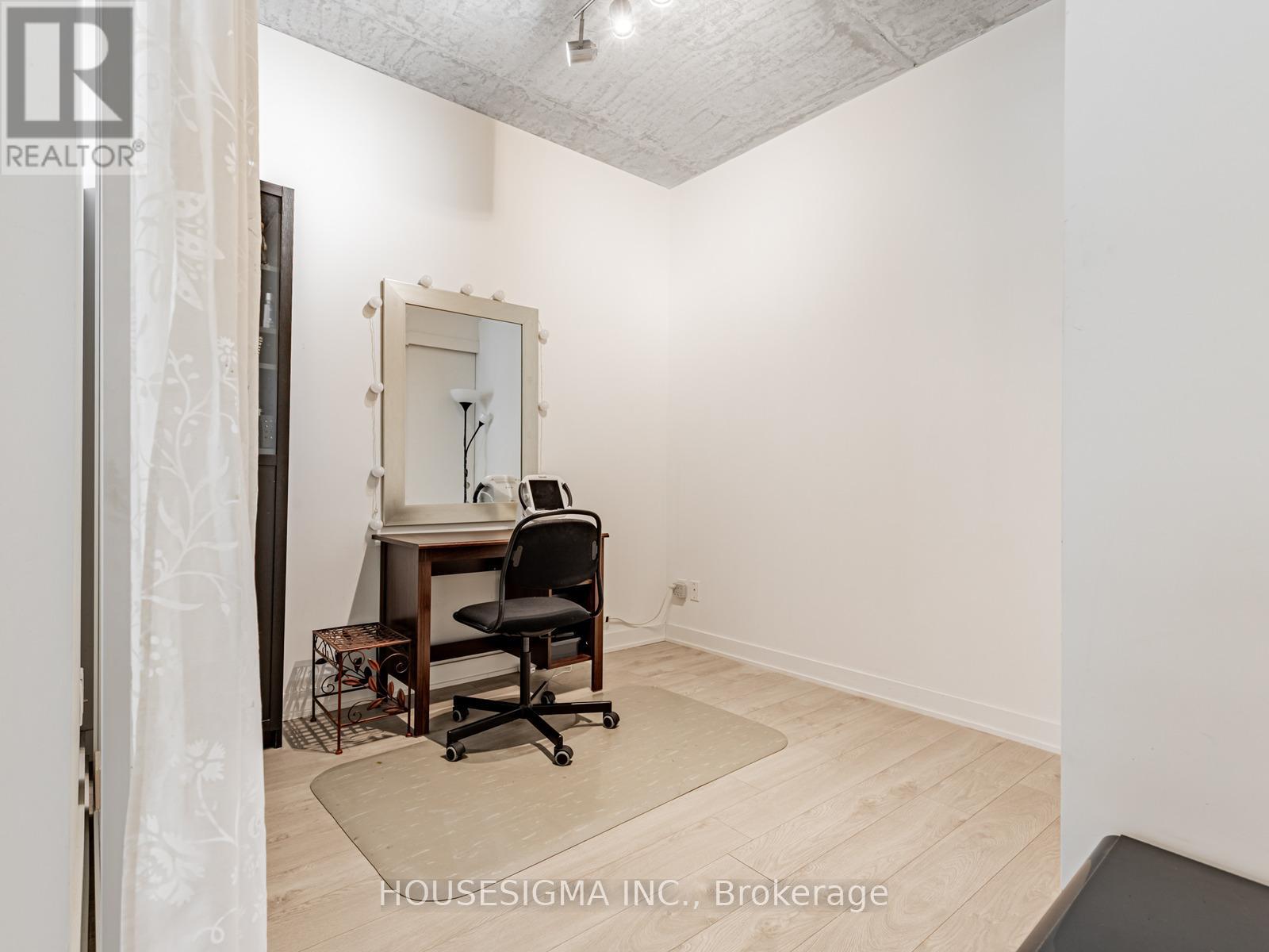 1201 - 185 Roehampton Avenue, Toronto, Ontario  M4P 1R4 - Photo 13 - C13082282