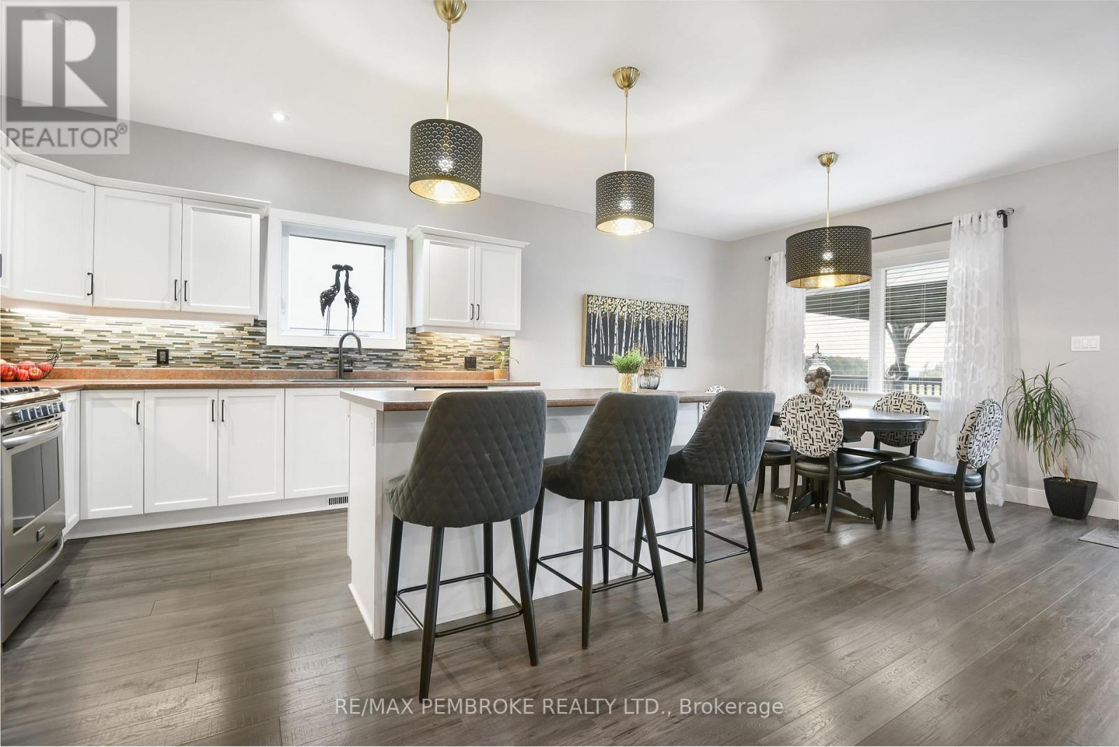 35 Vera Crescent, Whitewater Region, Ontario  K0J 1C0 - Photo 16 - X13137866