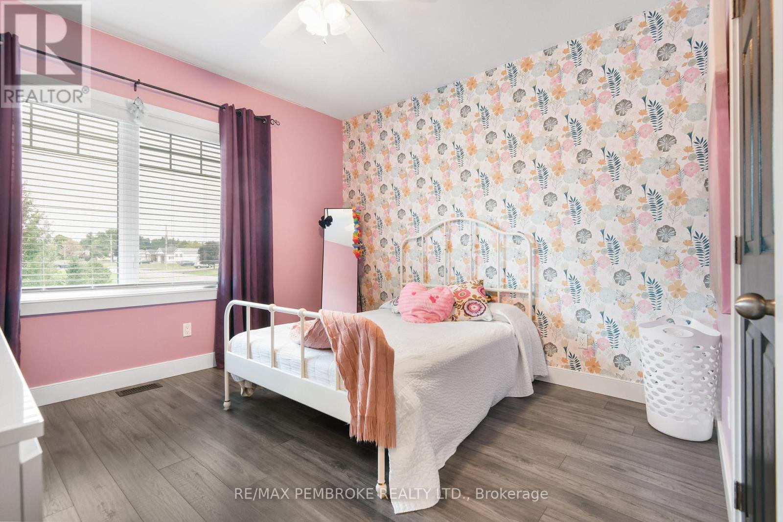 35 Vera Crescent, Whitewater Region, Ontario  K0J 1C0 - Photo 23 - X13137866
