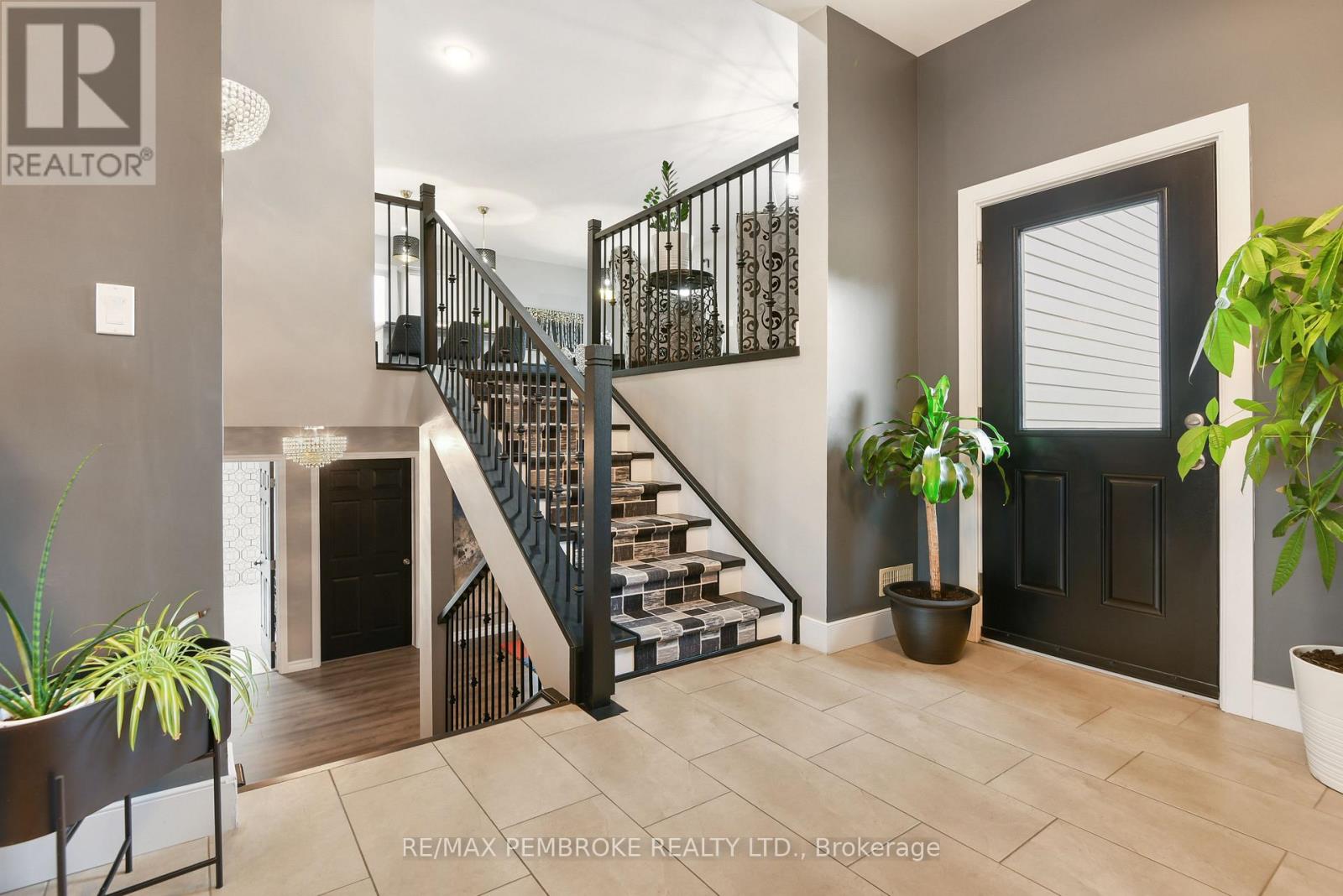 35 Vera Crescent, Whitewater Region, Ontario  K0J 1C0 - Photo 6 - X13137866