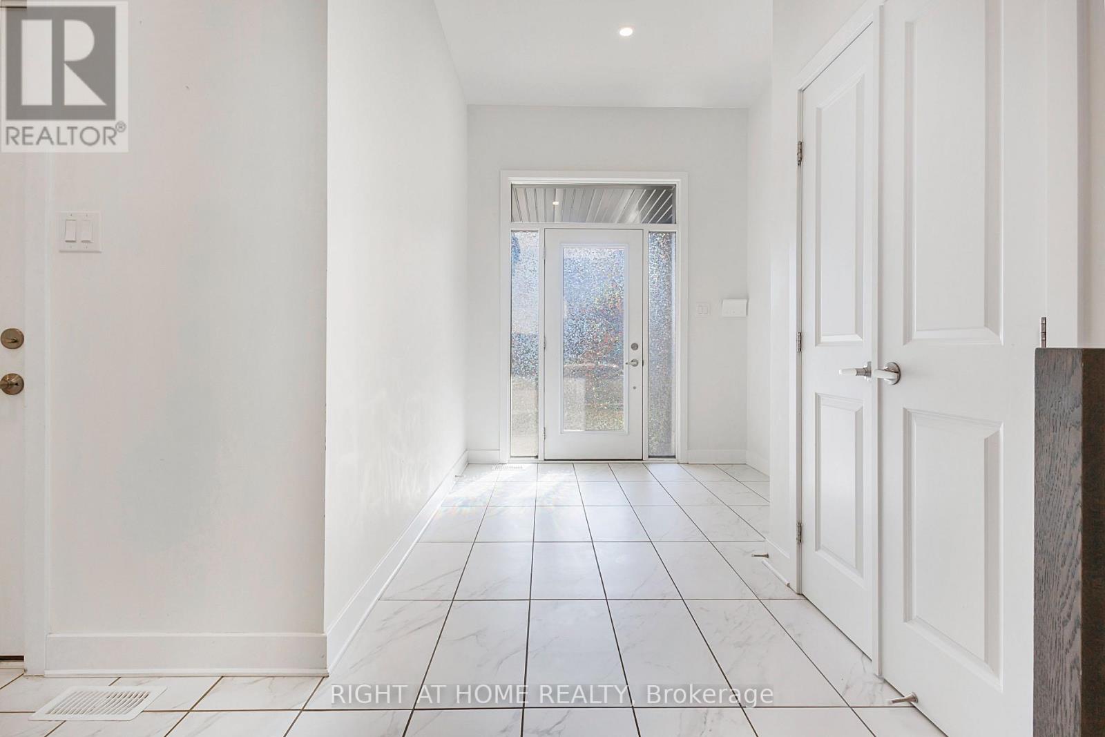 500 Triangle Street, Ottawa, Ontario  K2V 0M8 - Photo 3 - X13137862