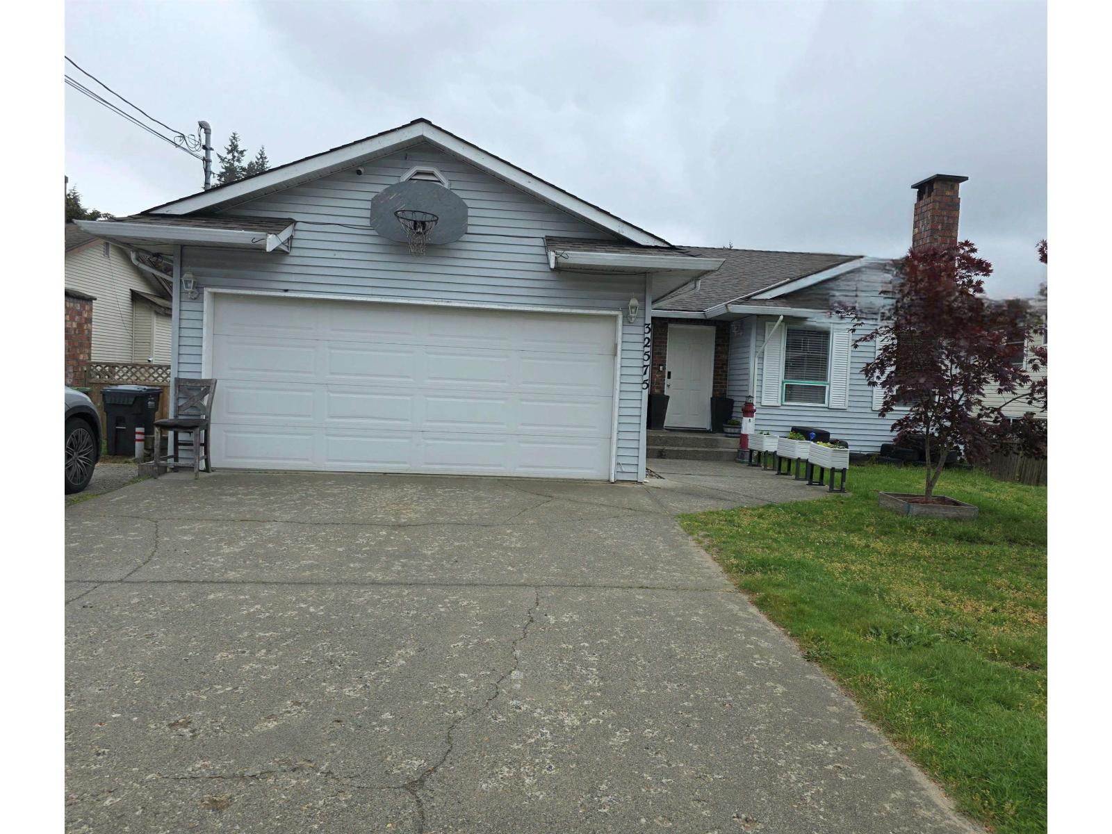 32575 PEARDONVILLE ROAD, Abbotsford, British Columbia